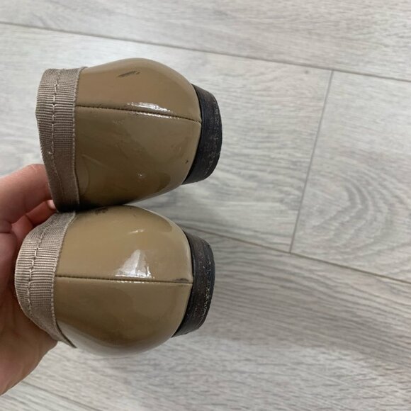 LANVIN TAN PATENT LEATHER POINTED TOE FLATS WITH RIBBON TRIM SIZE 36 - Picture 16 of 16